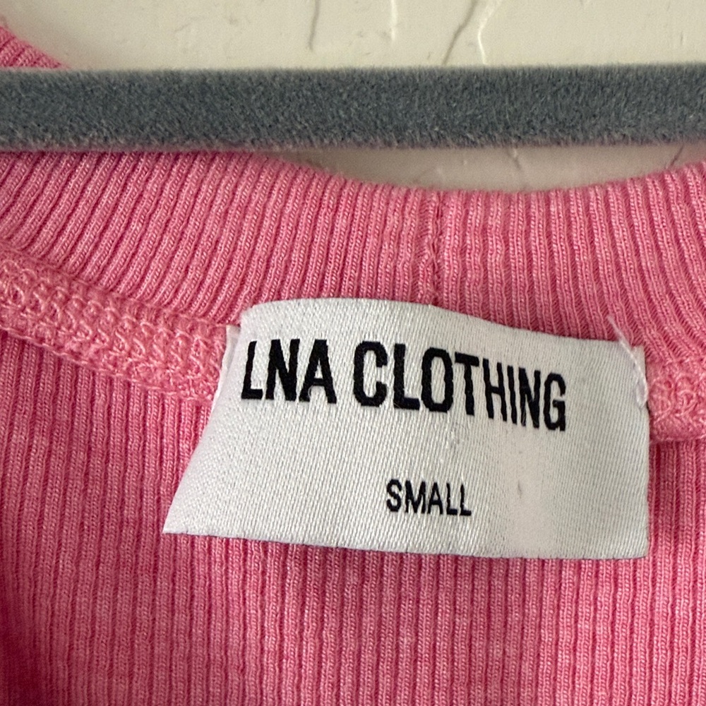 2 LNA Clothing Sleeveless Tops - Picture 4 of 6